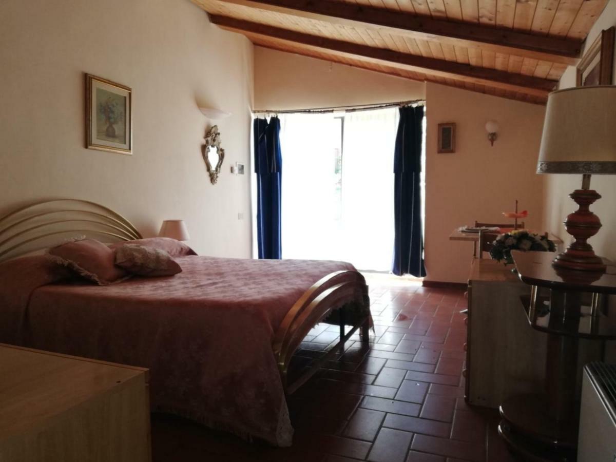 Апартаменты Nel Chianti Lungo La Francigena Колле-ди-Валь-д'Эльса Экстерьер фото